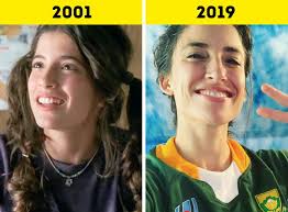 Piama uttered while putting some cookies in her mouth, she just went into the bedroom for a second, she should be right out i recently saw the episode of malcolm in the middle called future malcolm, with lois gaining weight because of hal, so i was just thinking of what would happen if hal. How The Actors From Malcolm In The Middle Have Changed After 20 Years