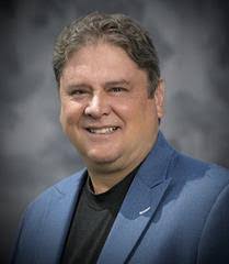 Chris Dischinger's Instagram, Twitter & Facebook