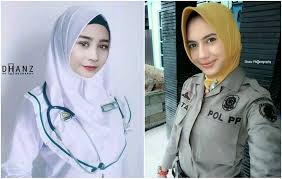 4 model kebaya yang lucu dan modis untuk anak, bisa jadi ide desain kebaya untuk si kecil. 13 Tampilan Seleb Saat Pakai Seragam Dinas Kalau Begini Baiknya Jadi Artis Saja Atau Gimana Nih