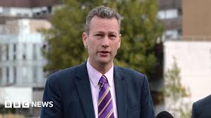 Adam Bienkov: "He's not the only Reform politician who has a history of  making pro-Russian statements in the European Parliament. Entirely  unrelatedly, here's Nigel Farage doing the same" — Bluesky