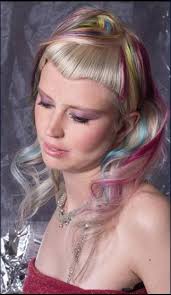 Nicole Bisson Salon de...