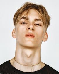 Long, sleek, a bit choppy, a perfect representation of all things carefree and fun, this. Pin On Boys Haircuts