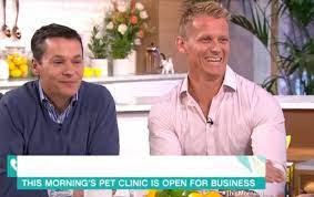 Scott is an accomplished senior practicing veterinary surgeon with 21 years experience in the industry. This Morning Guest And Vet Dr Scott Miller Causes A Frenzy On Twitter Over His Good Looks Ok Magazine