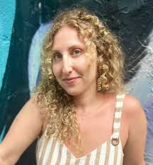 How To Be Single In The Suburbs