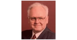 Susan Dolata's Instagram, Twitter & Facebook