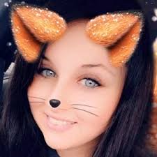 Holly Costello (@hollycopper726)