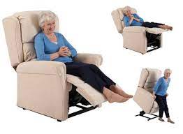Chairs For Elderly Care On Elderly Chair Guide Here We Have Presented Guide Reviews About Lift Chair Wheelchair Zero Gravit Recliner Chair Recliner Chair