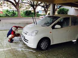 Ada pelanggan yang gembira kami datang mencuci kereta mereka di rumah sendiri kerana ada di antara mereka yang mempunyai lebih tiga kereta dan memerlukan masa sekiranya hendak ke kedai. Cuci Kereta Bawah Bowling Segamat Posts Facebook