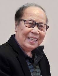 Le Dinh's Instagram, Twitter & Facebook