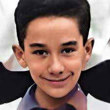 Hello all Ralphies ex pupils. First of all I would like to thank you for  welcoming me into your group. As you can see my name is Chris Davison and I  attended