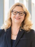 Paula Squires's Instagram, Twitter & Facebook