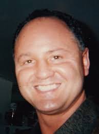 Robert Kahler's Instagram, Twitter & Facebook