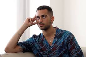 The song was released as a digital download on 30 august 2019 by island records. Aixi Sona Barrio La Nova Canco De Mahmood