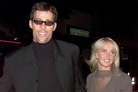 Back then, sage was only 19 years old and john was 30 yrs old. Find Out More About Tony Robbins Wife Sage Robbins Married Since 2001 Do They Have Any Children Ecelebrityspy