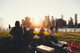 Fleischige lippen, lockiges haar und lüsternes grinsen. 21 Ein Interkulturelles Picknick Hyperkulturell De