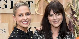 Replying to christina's tweet about her diagnosis on wednesday. Sarah Michelle Gellar Selma Blair Facing Multiple Sclerosis With Dignity Grace
