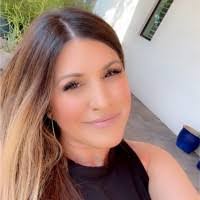 Jana Bopp's Instagram, Twitter & Facebook