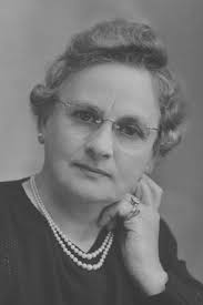 Macdougall Family Archives: Leslie S & Beatrice H.L.(Wells) Macdougall