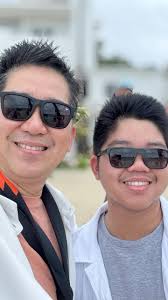 Chris Cuevas Aguilar (@chreezmd) • Instagram photos and videos