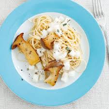 Vegane Mairubchen Pasta Mit Glasierten Krauterseitlingen Rezept Mairubchen Ruben Mairubchen Rezept
