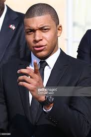 Kylian mbappé is going to stay at psg, he told l'equipe. Pin On Kylian Mbappe