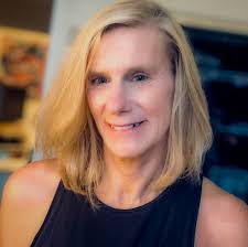 Kristin Kwiatkowski's Instagram, Twitter & Facebook