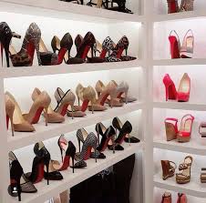 You can use it to store everything from books to accessories, blankets, purses, shoes, and more. Ideas To Organize Your Shoes In The Closet 6 How To Organize