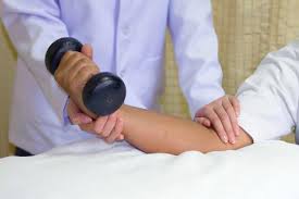 Por el contrario, los resultados obtenidos en los pacientes 4 y 13 son claros ejemplos que el diagnóstico temprano y la poca severidad del daño al territorio de las aeavs y/o de la aea pueden ser revertidos. Diagnostico De La Esclerosis Lateral Amiotrofica Ela