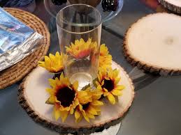Use cotton yarn to create this crochet pattern. Pin On Upshaw Leblanc Sunflower Theme Wedding 2018