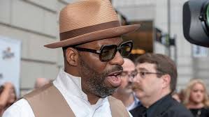 Rapper 'Rhymefest' running for Chicago school board to 'reimagine'  education in city