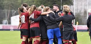 It does not meet the threshold of originality needed for copyright protection, and is therefore in the. Kzgg Vxpy1a3um