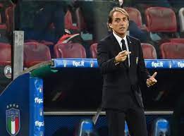Ci sono quattro giocatori della roma. F3 Ar9 Esvpy5m