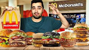 Descarga la app de mcdonald's y enterate de todo lo nuevo que tenemos para ti este mes! Mcdonalds Vs Kfc Taste Test Challenge Legat La Ochi By Poro