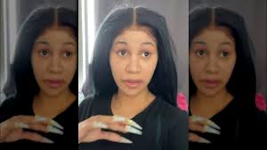Cardi b is also known by the name belcalis almanzar. Cardi B Sieht Ohne Make Up Nicht Wiederzuerkennen Aus News24viral