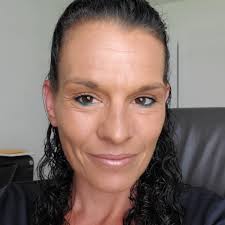 Healthy Smoothie Recipe with Strawberry Keifer and Pea Shoot Microgreens