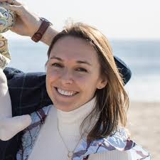 Lisa Laing Email & Phone Number