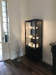 pin op led in kasten