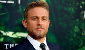 This hairstyle is for those men who'd like to experiment with different hair do's to flaunt their sexy long hair. 10 Grooming Habits Of Attractive Men Made Simple Guy Counseling
