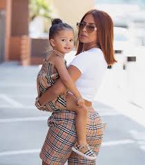 Джастин тимберлейк, джуно темпл, джун скуиб и др. Pin By Solanah On Me And My Mini Me In 2021 Fashion Design For Kids Mommy Daughter Outfits Mommy Daughter Photos