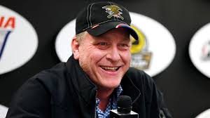 Curt Schilling to return to ESPN despite Clinton comments