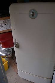Maybe you would like to learn more about one of these? Servel Antique Gas Refrigerator Very Nice Condition Vintage 1940 S 1950 S 476854670