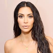 Kim kardashian as one of our favorite stars has always been in fashion top trends, both hair styles and dressing code. Kim Kardashian Looks Like Chicago Snapchat S Baby Filter