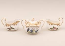 Spode stafford flowers 10 1/2 quiche bone china made in england great condition. Lot Spode Stafford Flowers Tea Service