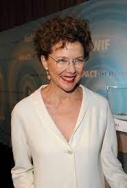 Annette Bening Photostream Curly Hair Women Annette Bening Cute Short Curly Hairstyles