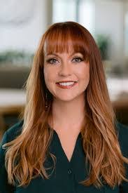 Stephanie Abbott's Instagram, Twitter & Facebook