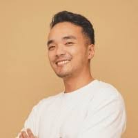 Bill Mercado's Instagram, Twitter & Facebook