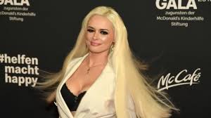 So sah daniela katzenberger als kind aus. Daniela Katzenberger Endlich Getrennt Darauf Haben Ihre Fans Sehnsuchtig Gewartet News De