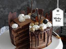 Sahnige regenbogentorte mit verschiedenen teigschichten! Castlemaker Food Lifestyle Magazin Rezept Fur Saftige Schokoladen Whisky Torte Semi Naked Cake Mit Drip Castlemaker Food Lifestyle Magazin