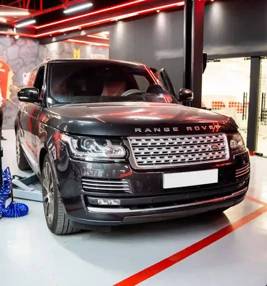 Range Rover Service Abu Dhabi | Expert Repair Workshop Mussafah
