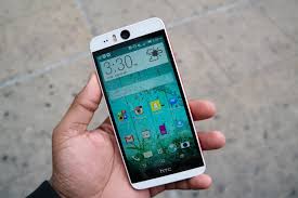 HTC Desire EYE: Taking Selfies To ...